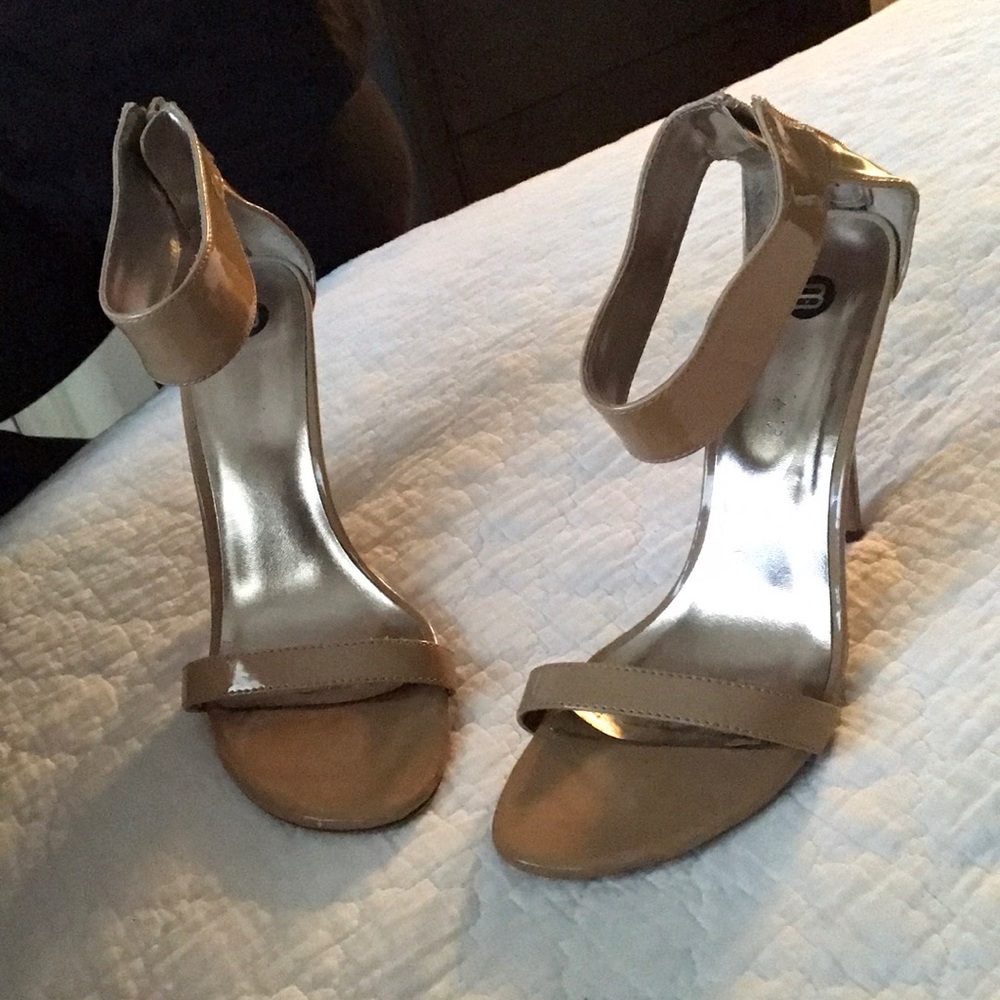 Michael Antonio heels. Size 8.5